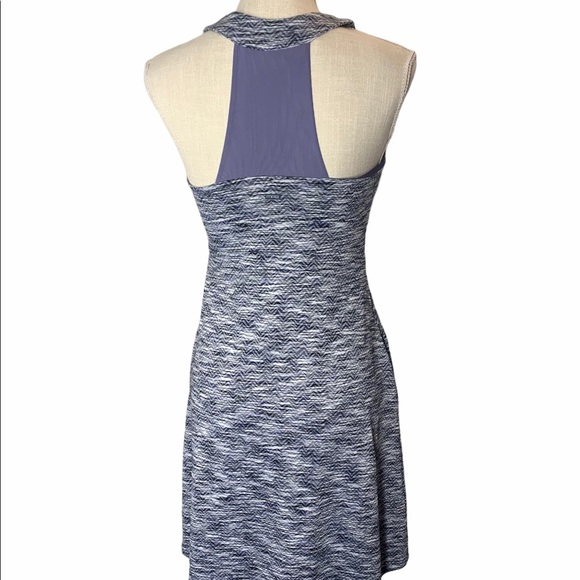MPG Mondetta Sports dress in gray - Picture 5 of 11